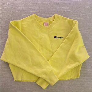 Champion Women's Reverse Weave Cropped Sweatshirt